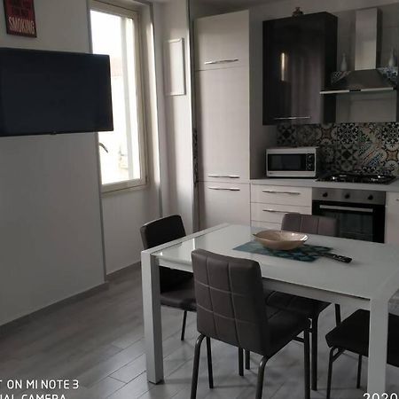 פלרמו Home Sweet Home Appartamento Ricco Di Comfort מראה חיצוני תמונה