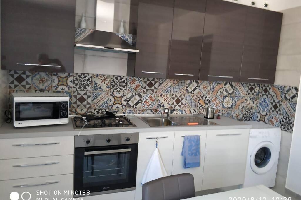 פלרמו Home Sweet Home Appartamento Ricco Di Comfort מראה חיצוני תמונה